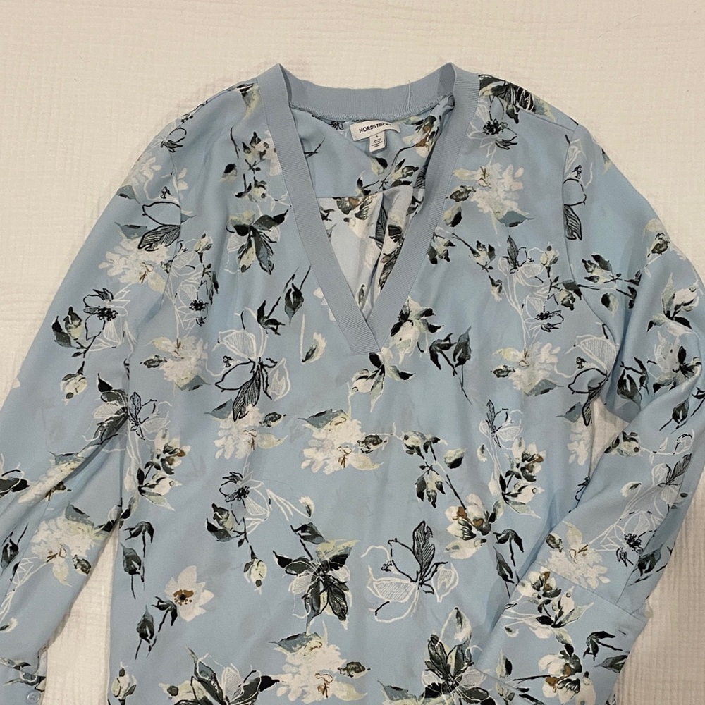 Nordstrom Light Blue Floral Knit Top